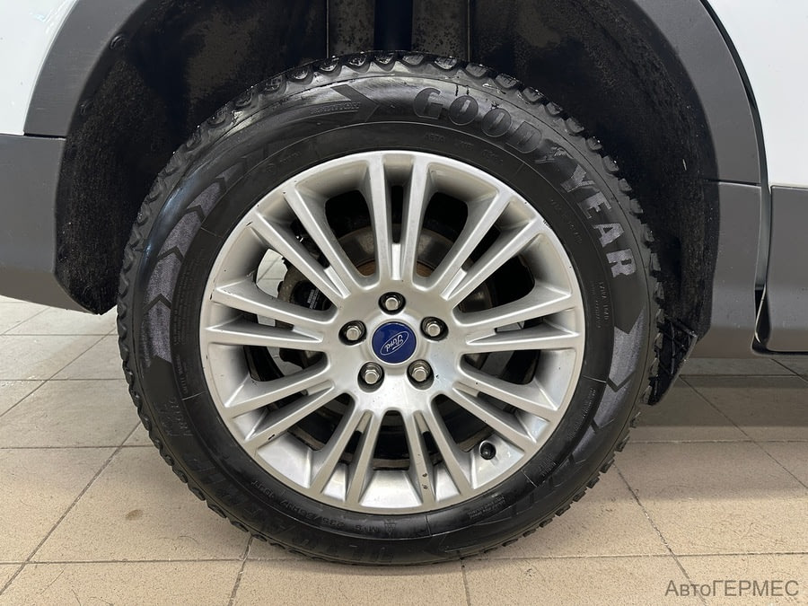 Фото Ford Kuga II с пробегом | №19