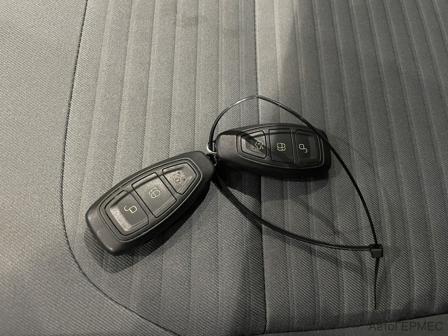 Фото Ford Kuga II Рестайлинг с пробегом | №18 Фото Ford Kuga II Рестайлинг с пробегом | №18