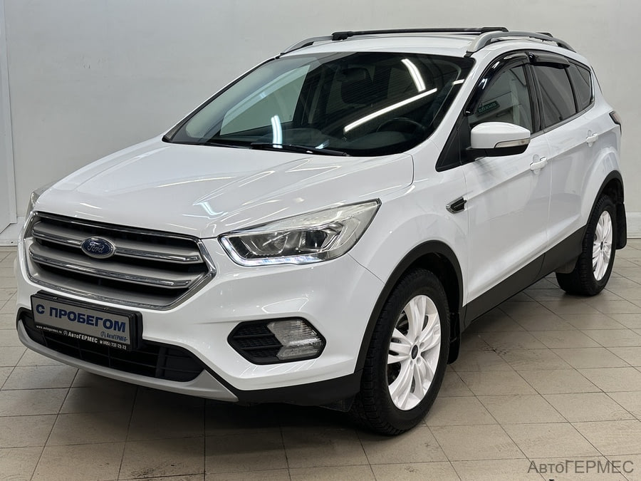 Фото Ford Kuga II Рестайлинг с пробегом | №1 Фото Ford Kuga II Рестайлинг с пробегом | №1