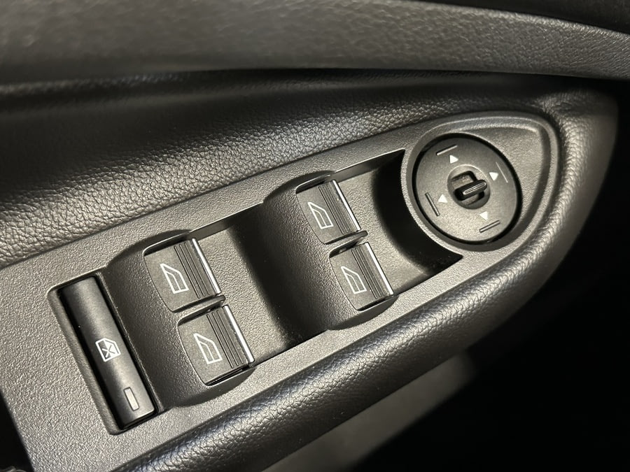 Фото Ford Kuga II Рестайлинг с пробегом | №10 Фото Ford Kuga II Рестайлинг с пробегом | №10