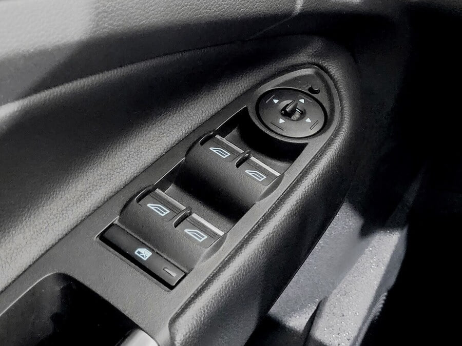 Фото Ford Kuga II Рестайлинг с пробегом | №10