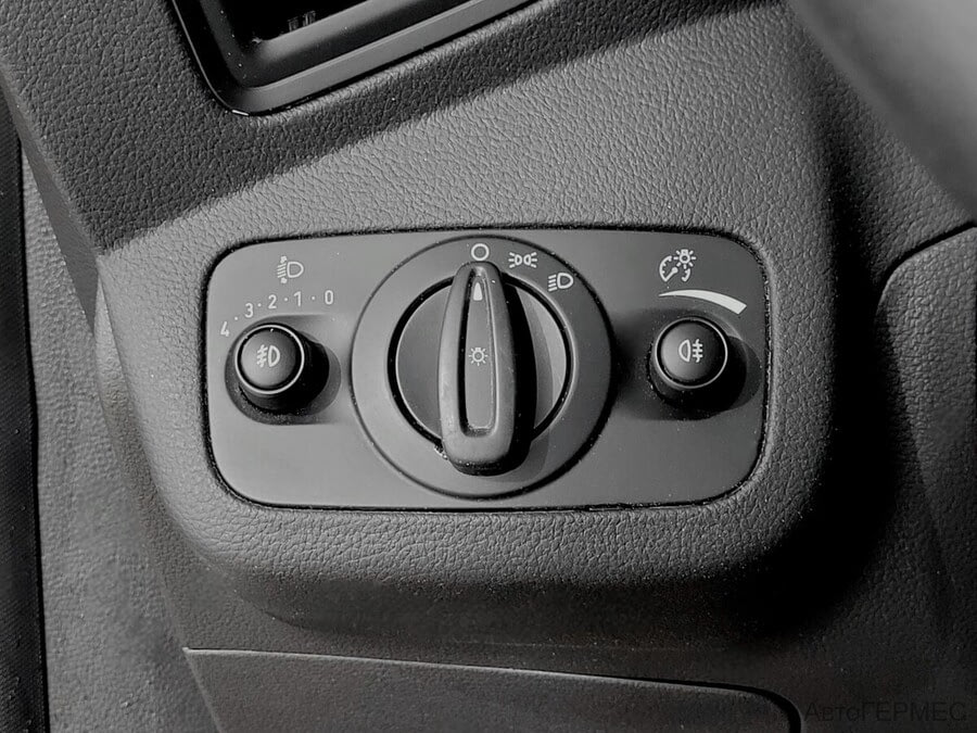 Фото Ford Kuga II Рестайлинг с пробегом | №8