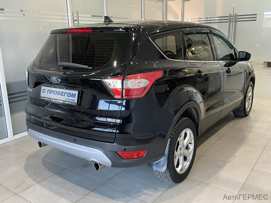 Фото Ford Kuga II Рестайлинг с пробегом | №4 Фото Ford Kuga II Рестайлинг с пробегом | №4