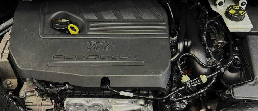 Фото Ford Kuga II Рестайлинг с пробегом | №16