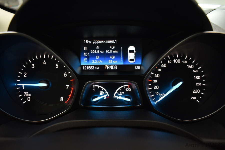 Фото Ford Kuga II Рестайлинг с пробегом | №6