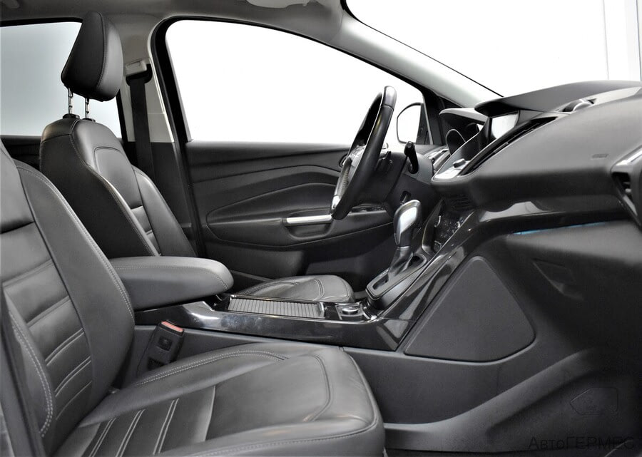 Фото Ford Kuga II Рестайлинг с пробегом | №13