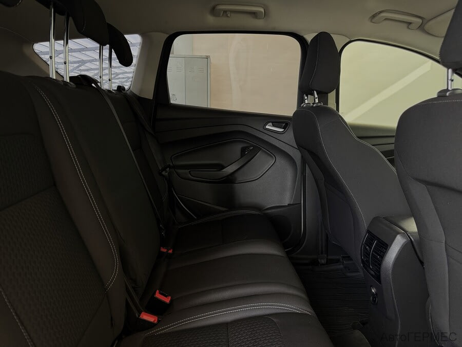 Фото Ford Kuga II Рестайлинг с пробегом | №13