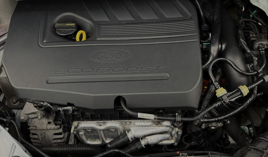 Фото Ford Kuga II Рестайлинг с пробегом | №15