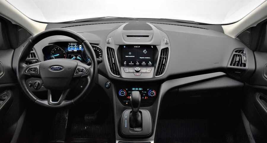 Фото Ford Kuga II Рестайлинг с пробегом | №5 Фото Ford Kuga II Рестайлинг с пробегом | №5