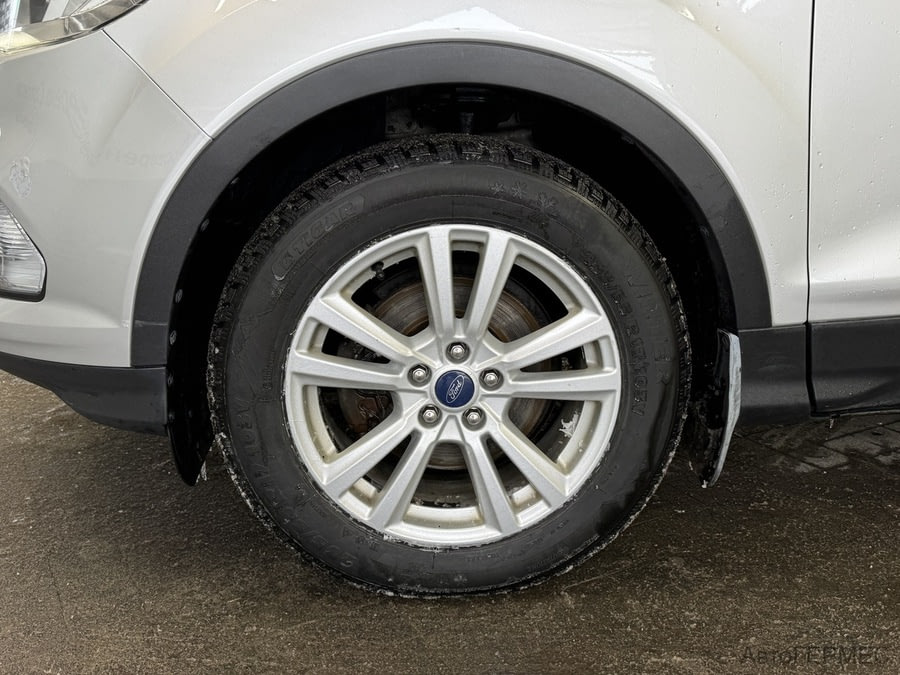 Фото Ford Kuga II Рестайлинг с пробегом | №16 Фото Ford Kuga II Рестайлинг с пробегом | №16