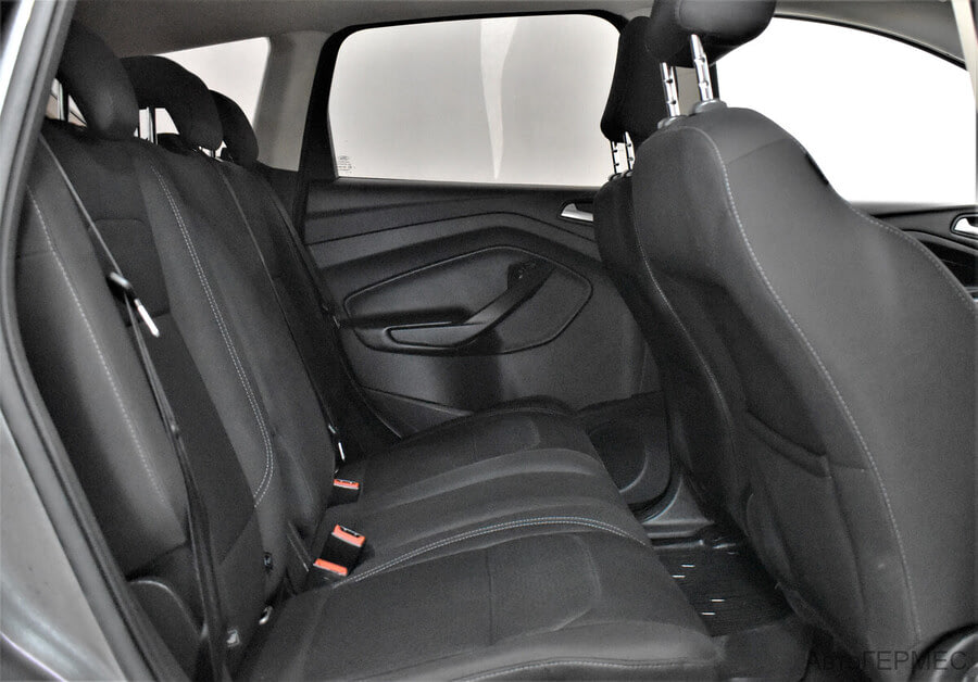 Фото Ford Kuga II Рестайлинг с пробегом | №11