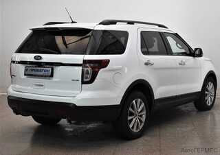 Фото Ford Explorer V с пробегом