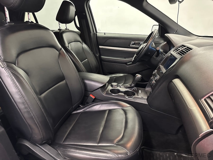 Фото Ford Explorer V Рестайлинг 2 с пробегом | №14