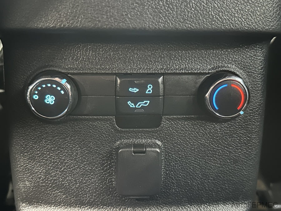 Фото Ford Explorer V Рестайлинг 2 с пробегом | №13