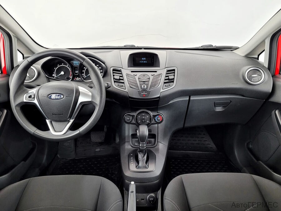 Фото Ford Fiesta MK6 Рестайлинг с пробегом | №5