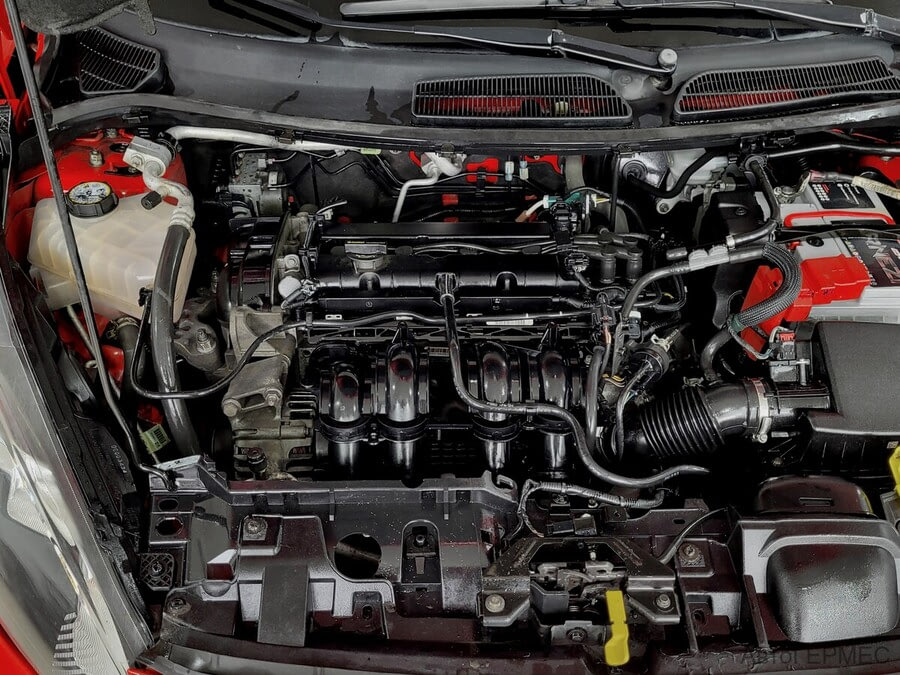 Фото Ford Fiesta MK6 Рестайлинг с пробегом | №14