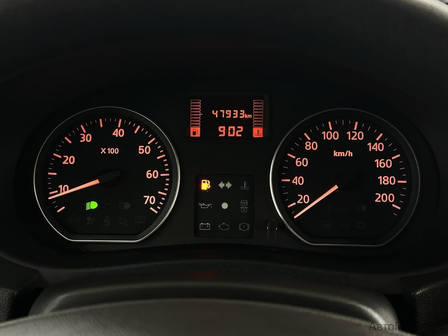 Фото NISSAN Almera III (G15) с пробегом | №6