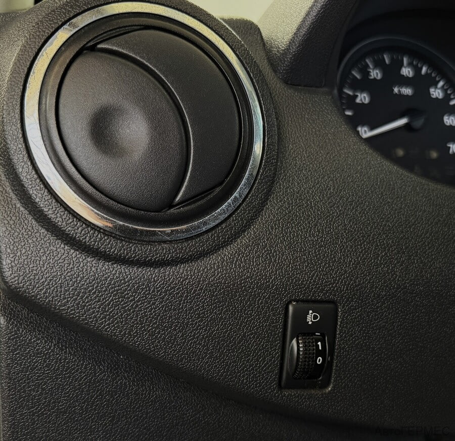 Фото NISSAN Almera III (G15) с пробегом | №8 Фото NISSAN Almera III (G15) с пробегом | №8