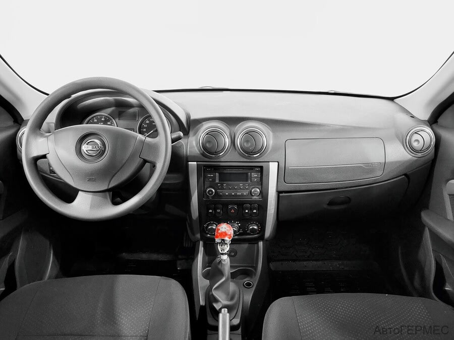 Фото NISSAN Almera III (G15) с пробегом | №5