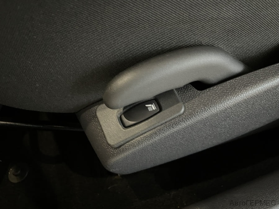 Фото NISSAN Almera III (G15) с пробегом | №10 Фото NISSAN Almera III (G15) с пробегом | №10