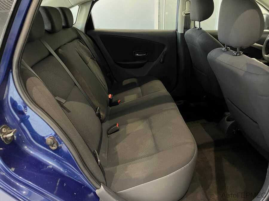 Фото NISSAN Almera III (G15) с пробегом | №11