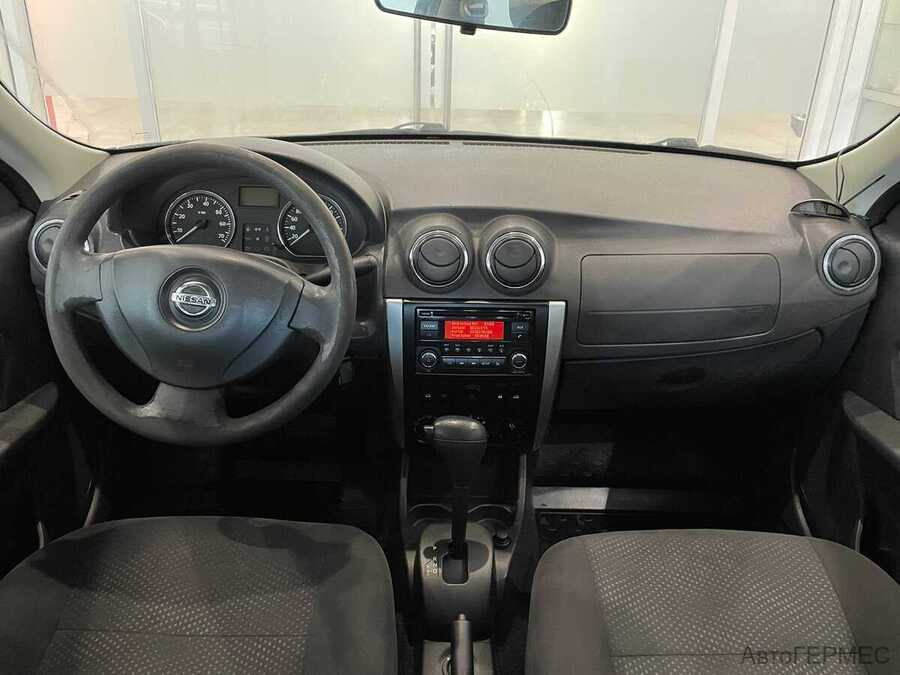 Фото NISSAN Almera III (G15) с пробегом | №5