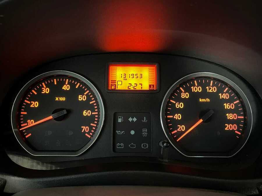 Фото NISSAN Almera III (G15) с пробегом | №6