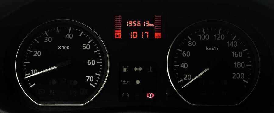 Фото NISSAN Almera III (G15) с пробегом | №6