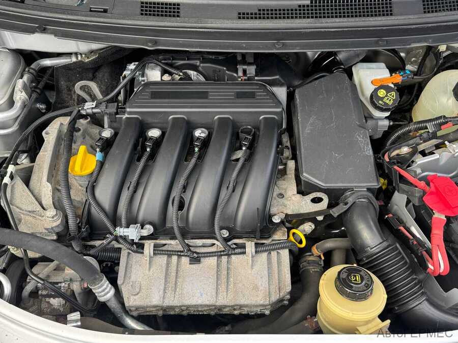 Фото NISSAN Almera III (G15) с пробегом | №13