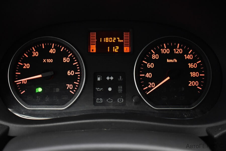 Фото NISSAN Almera III (G15) с пробегом | №6 Фото NISSAN Almera III (G15) с пробегом | №6