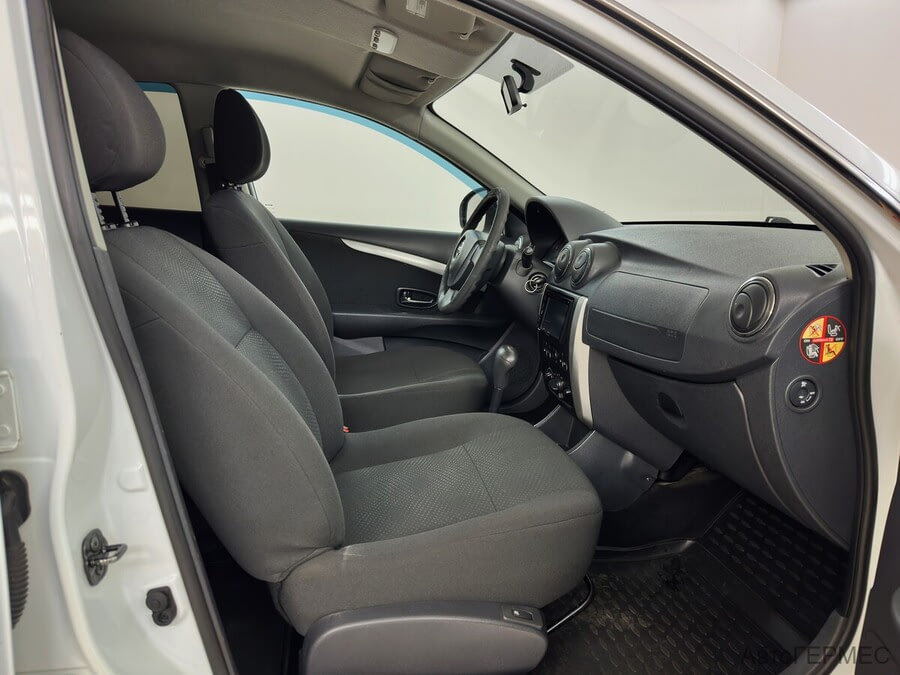 Фото NISSAN Almera III (G15) с пробегом | №8