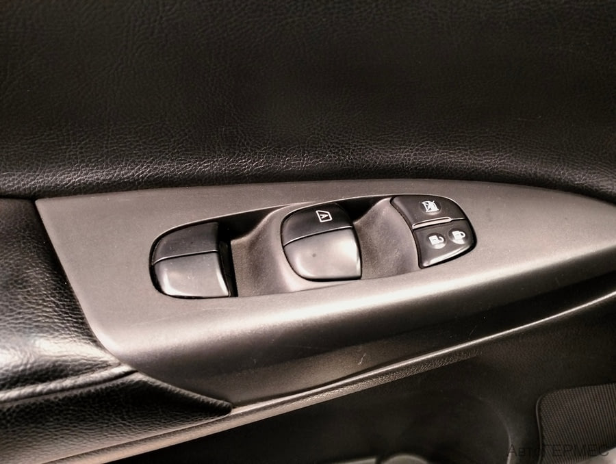 Фото NISSAN Sentra VII (B17) с пробегом | №12 Фото NISSAN Sentra VII (B17) с пробегом | №12