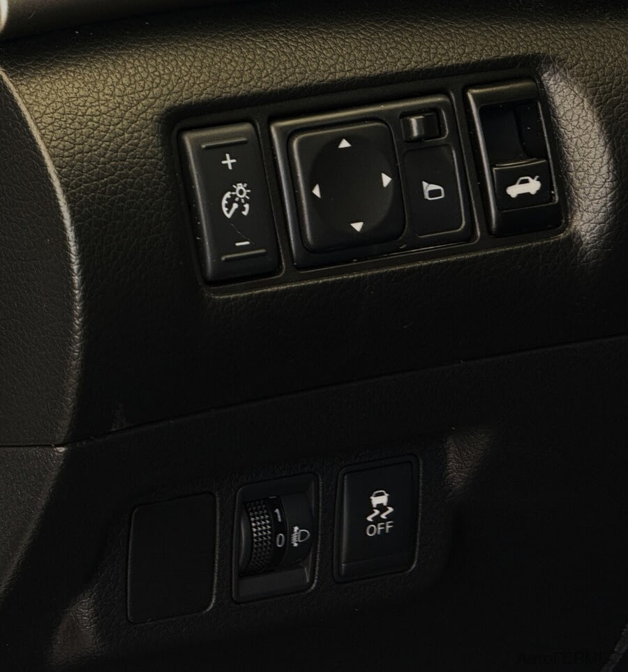 Фото NISSAN Sentra VII (B17) с пробегом | №9