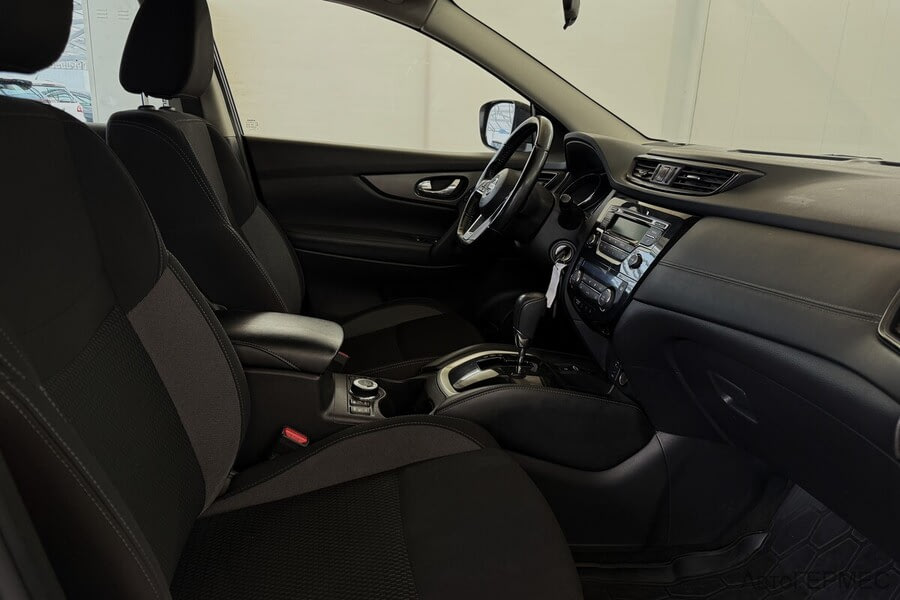 Фото NISSAN Qashqai II Рестайлинг с пробегом | №12 Фото NISSAN Qashqai II Рестайлинг с пробегом | №12