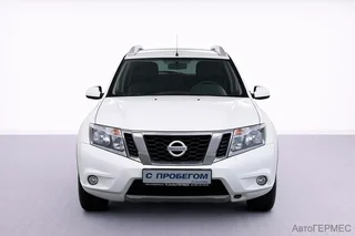 Фото NISSAN Terrano III (D10) с пробегом