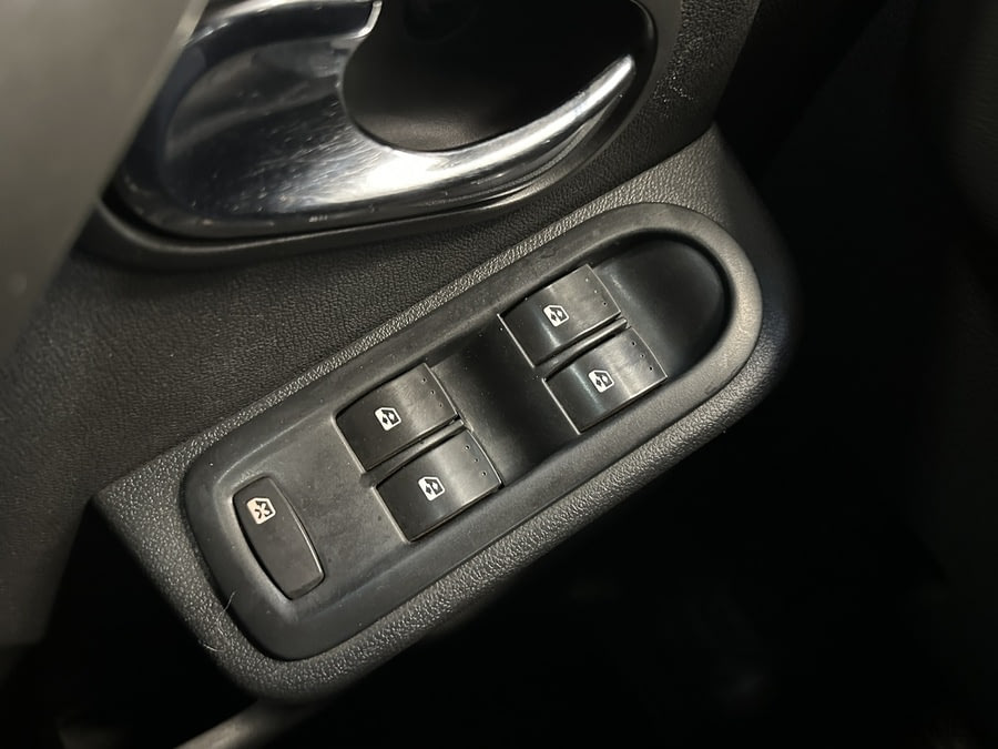 Фото NISSAN Terrano III (D10) с пробегом | №10