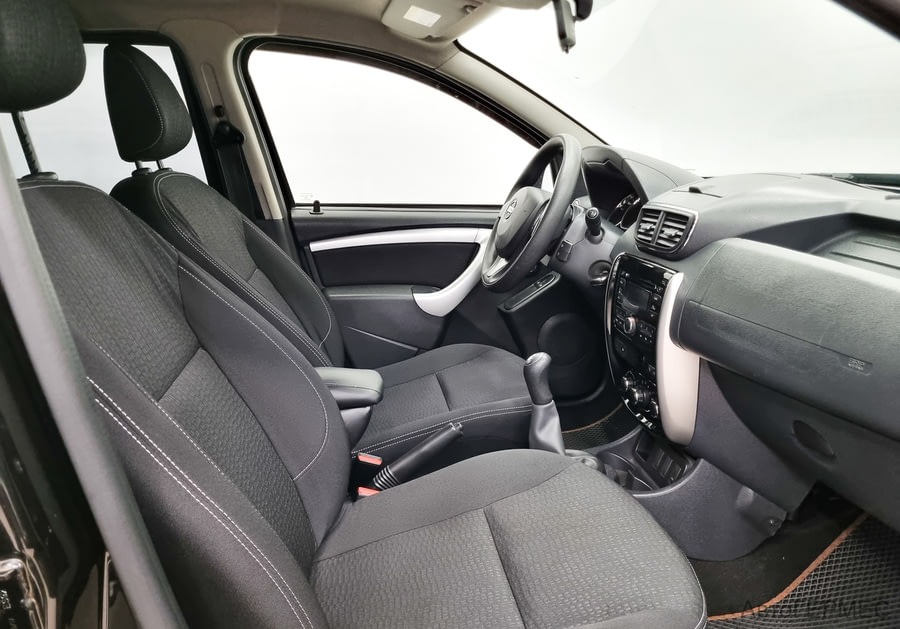 Фото NISSAN Terrano III (D10) с пробегом | №9