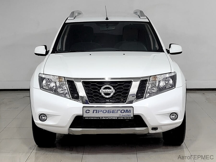 Фото NISSAN Terrano III (D10) с пробегом | №2