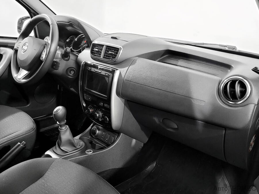 Фото NISSAN Terrano III (D10) с пробегом | №11