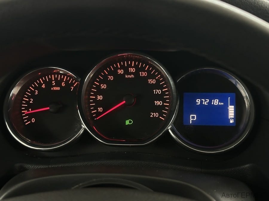 Фото NISSAN Terrano III (D10) с пробегом | №6