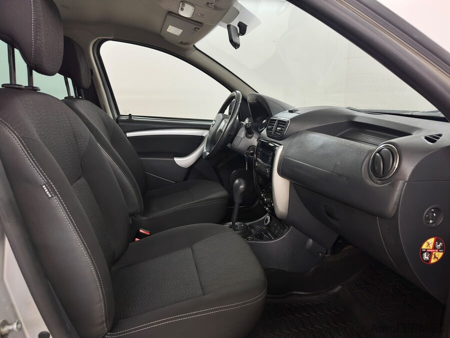 Фото NISSAN Terrano III (D10) с пробегом | №9