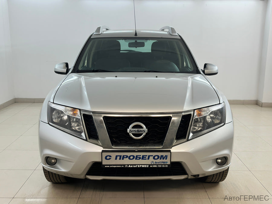 Фото NISSAN Terrano III (D10) с пробегом | №2