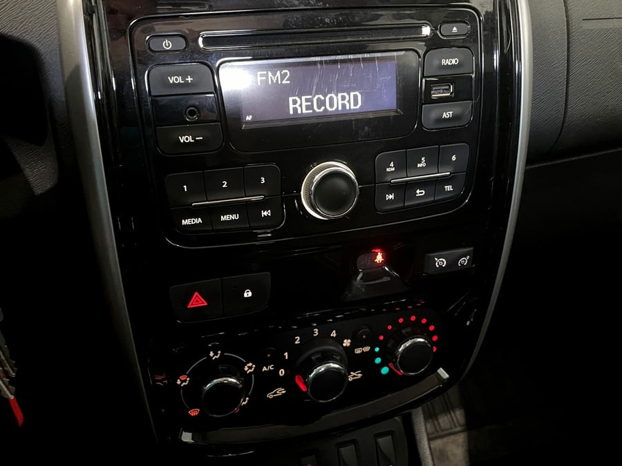 Фото NISSAN Terrano III (D10) с пробегом | №7