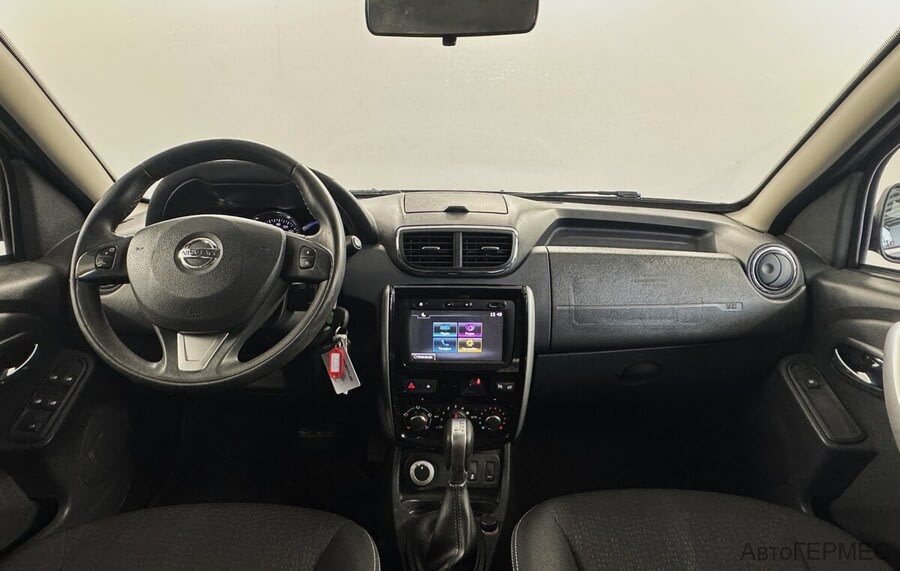 Фото NISSAN Terrano III (D10) с пробегом | №5 Фото NISSAN Terrano III (D10) с пробегом | №5