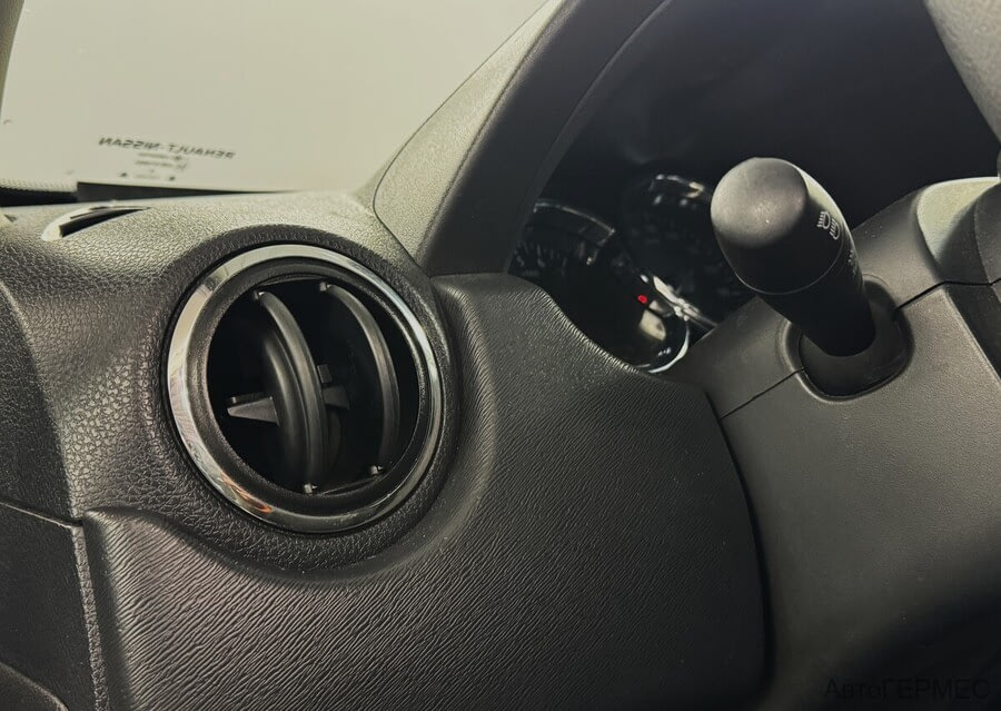 Фото NISSAN Terrano III (D10) с пробегом | №10 Фото NISSAN Terrano III (D10) с пробегом | №10