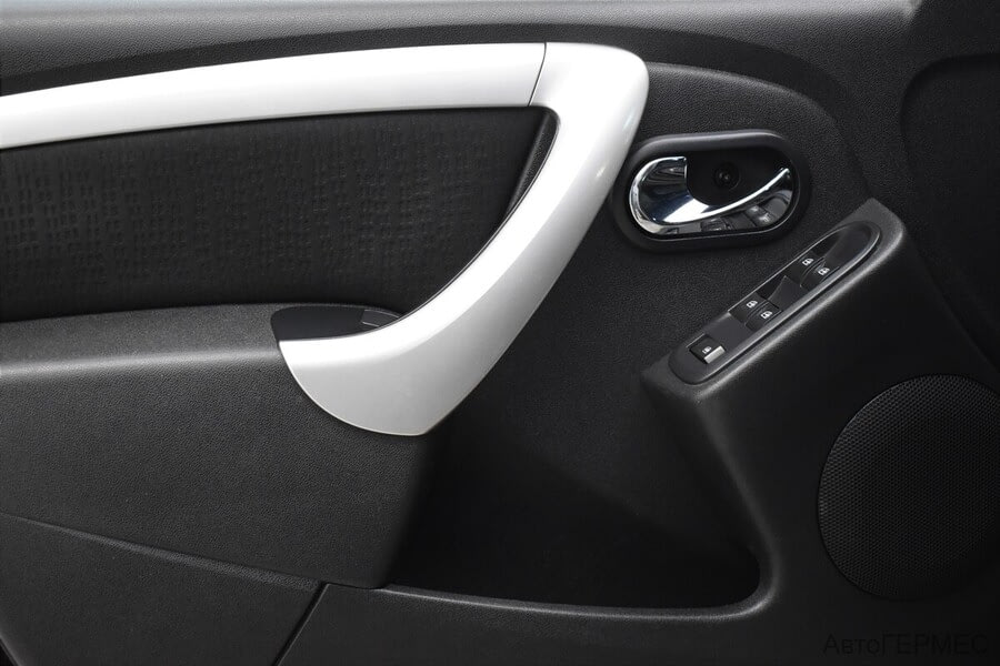 Фото NISSAN Terrano III (D10) с пробегом | №12 Фото NISSAN Terrano III (D10) с пробегом | №12