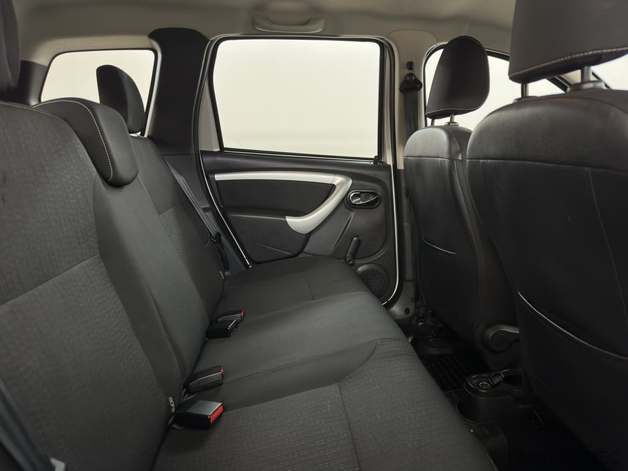 Фото NISSAN Terrano III (D10) с пробегом | №10