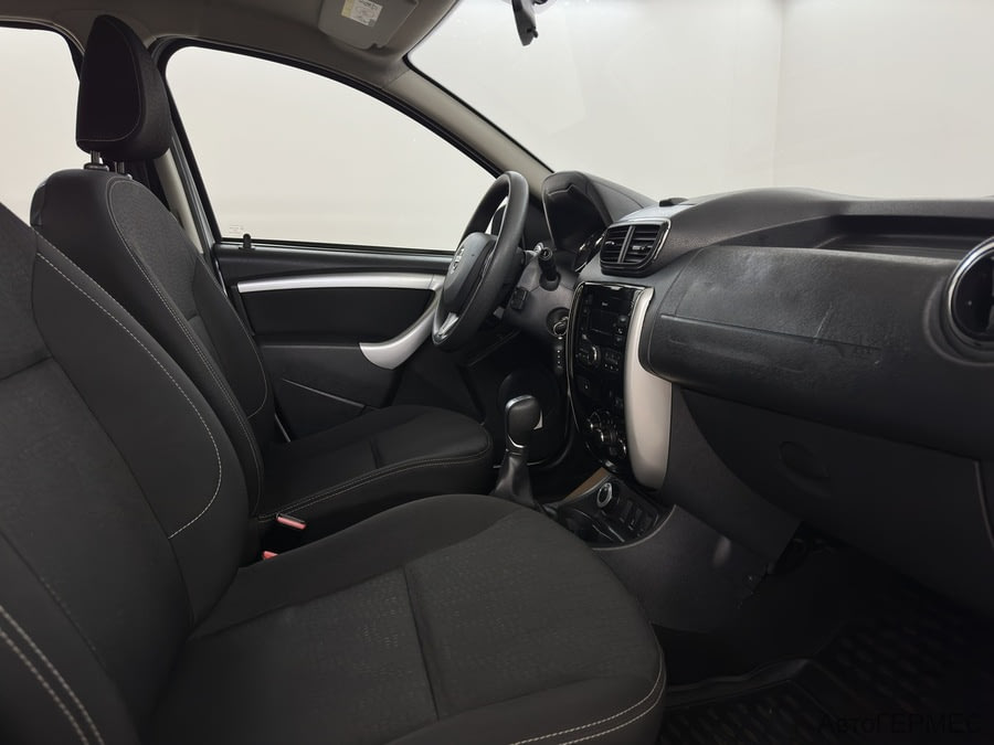 Фото NISSAN Terrano III (D10) с пробегом | №9