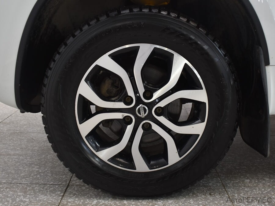 Фото NISSAN Terrano III (D10) с пробегом | №14