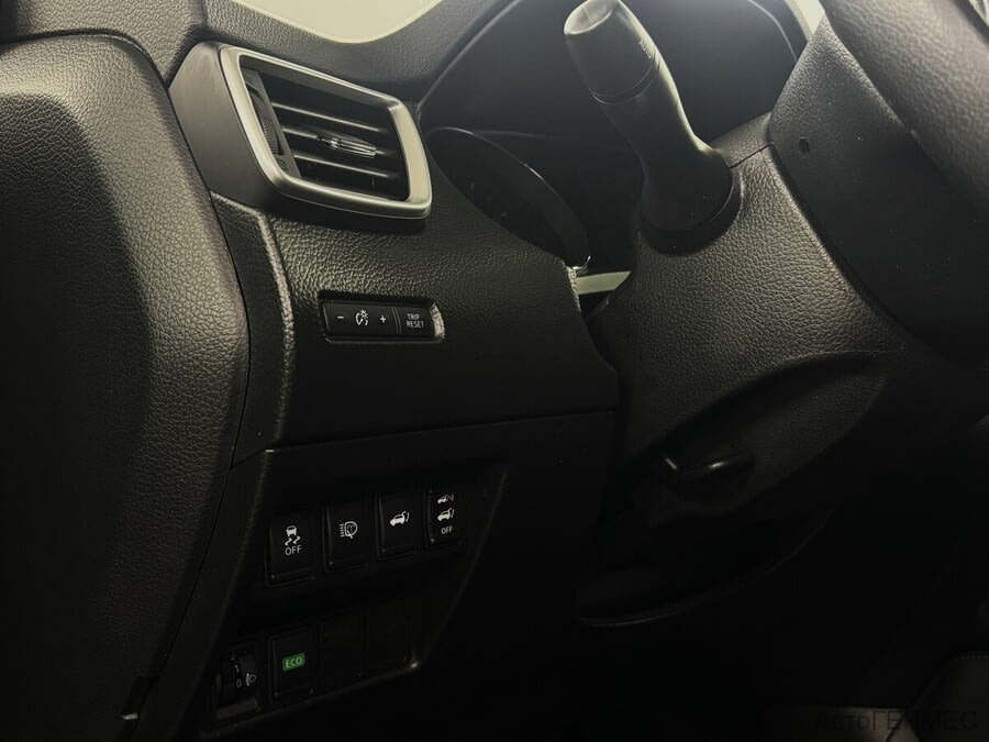 Фото NISSAN X-Trail III с пробегом | №9